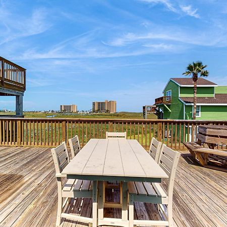 Lost Colony IV Port Aransas Room photo