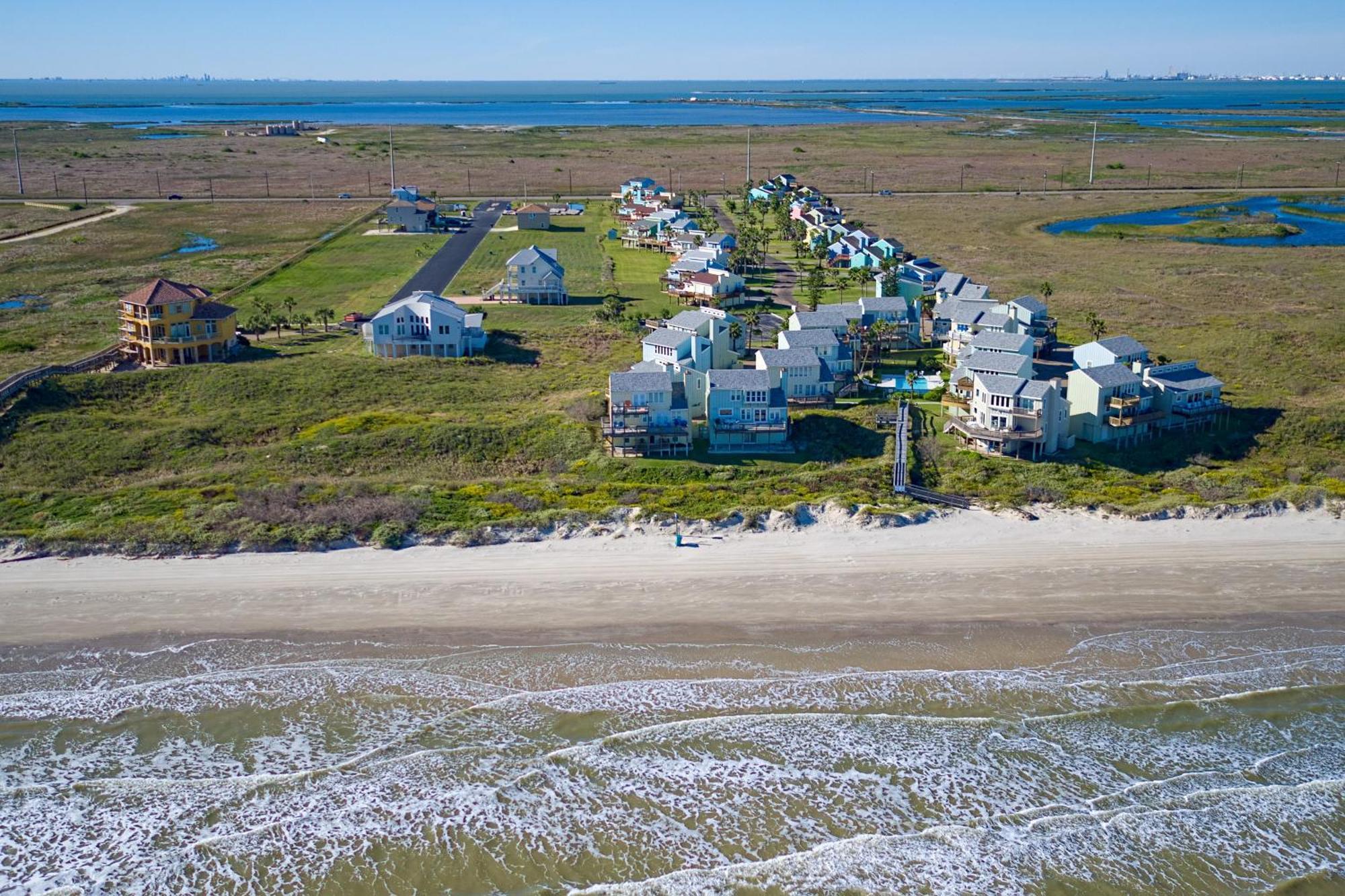 Lost Colony IV Port Aransas Room photo