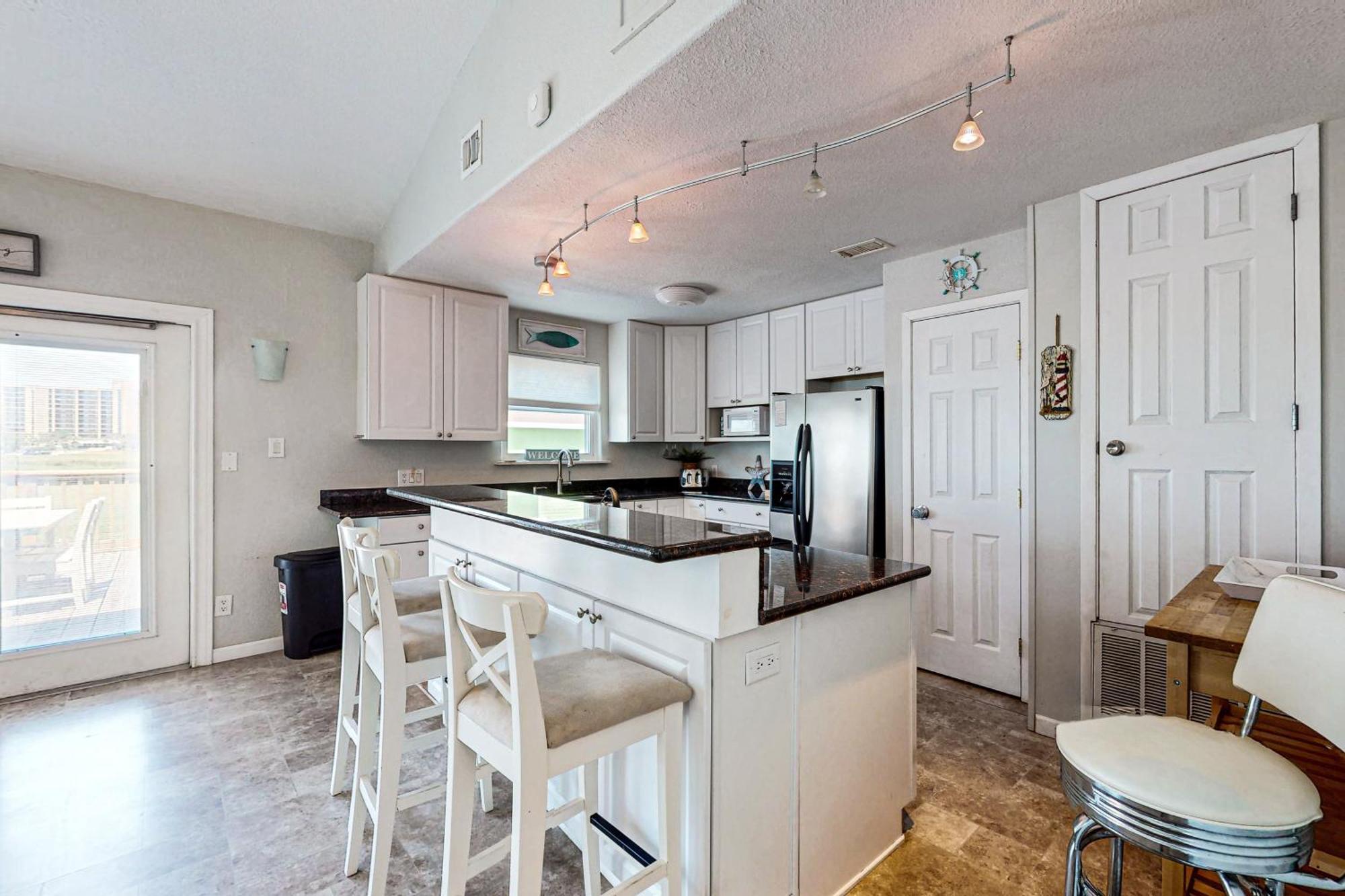 Lost Colony IV Port Aransas Room photo