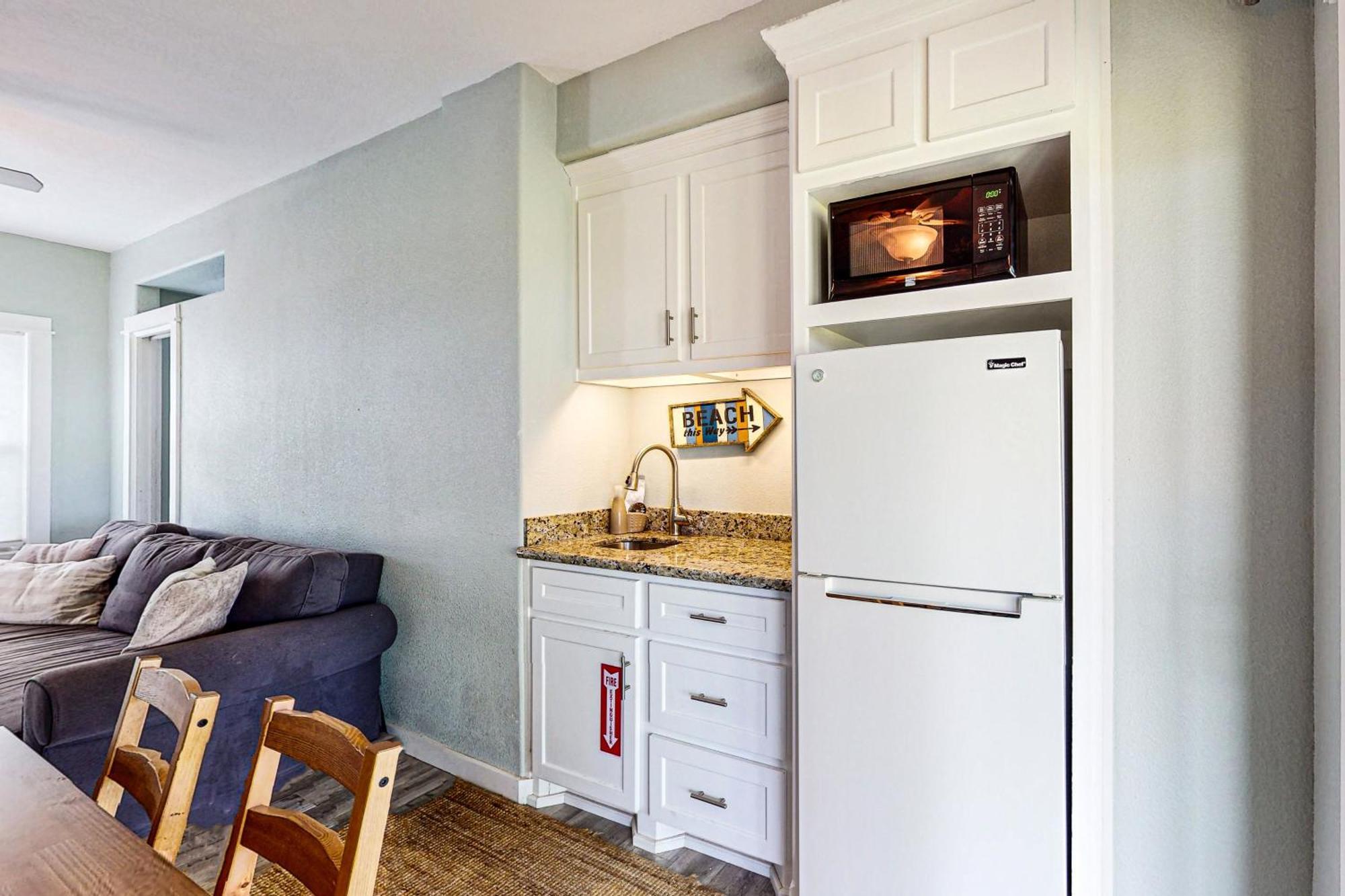 Lost Colony IV Port Aransas Room photo